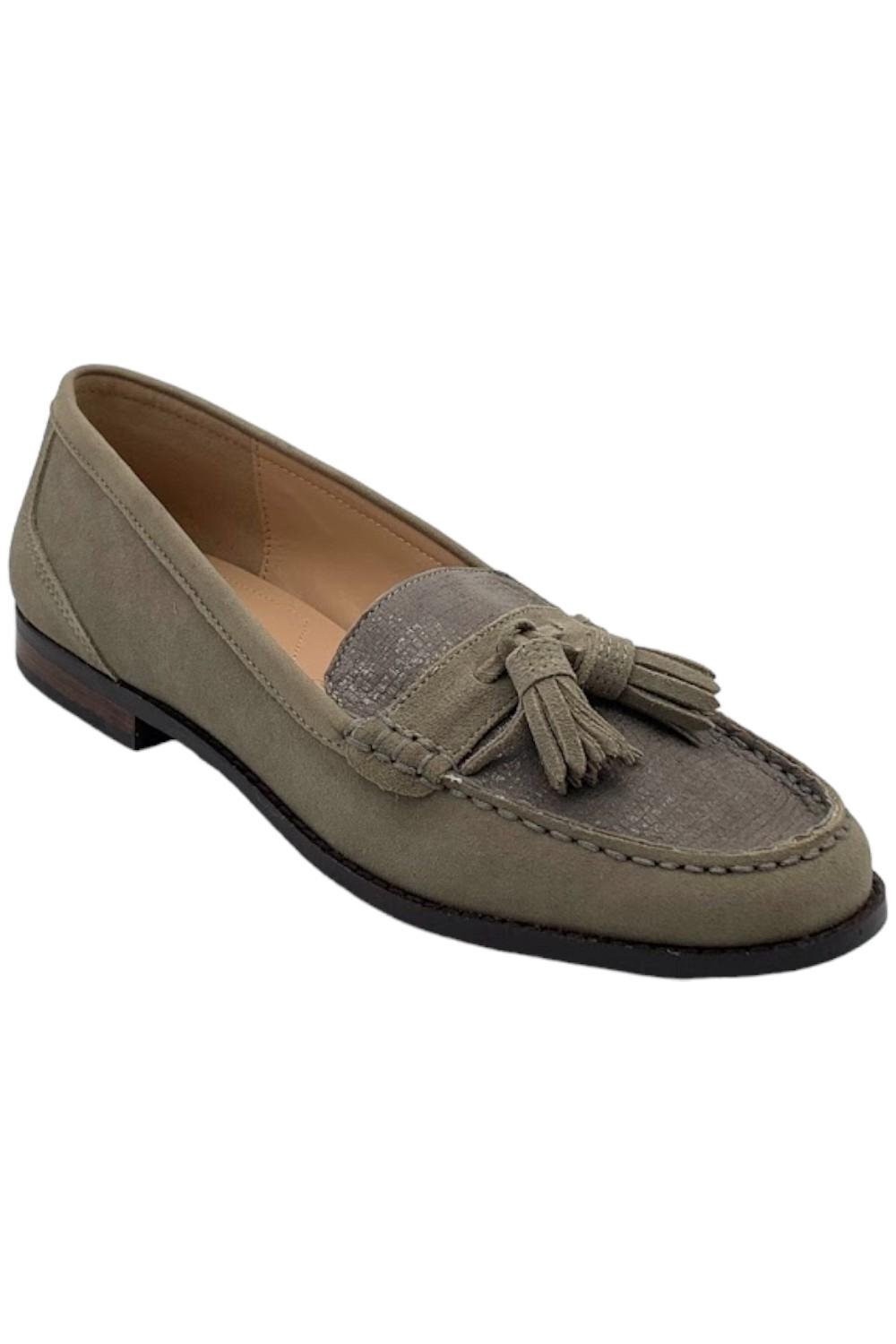 Замшевые мокасины NYDJ с кисточками Ariel темно-серого цвета 10190₽