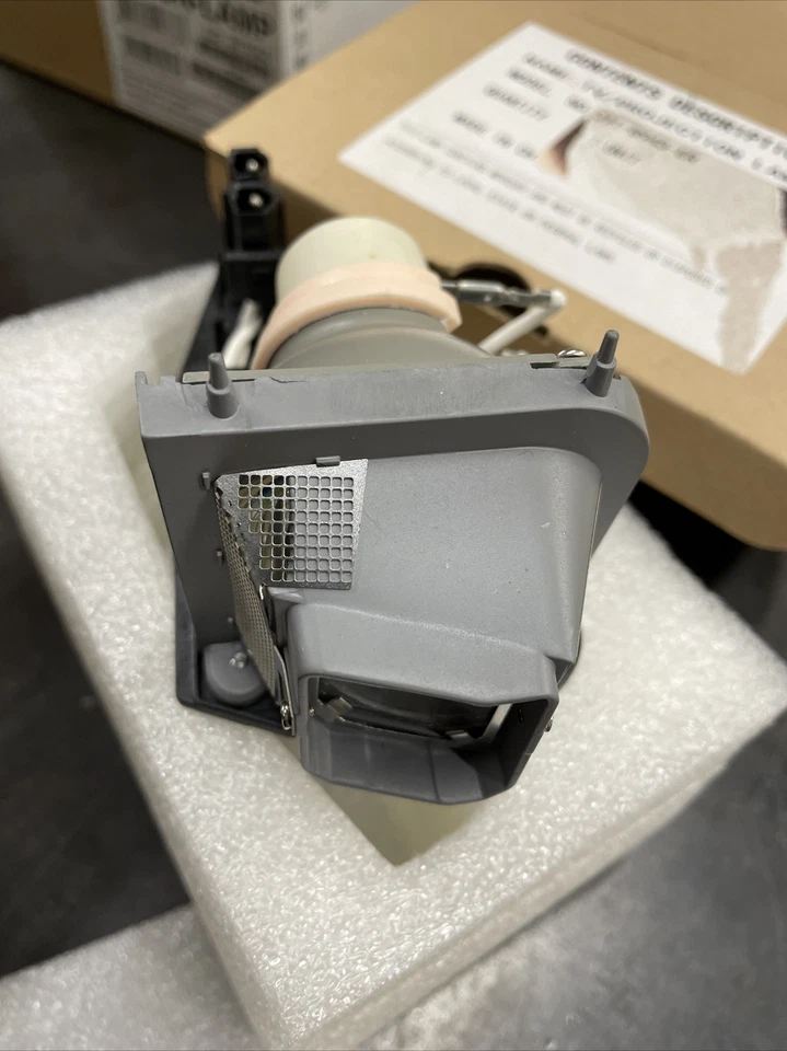 New TV Projection Lamp 311-8943-ER Projector Lamp for Dell - Image 3 of 4
