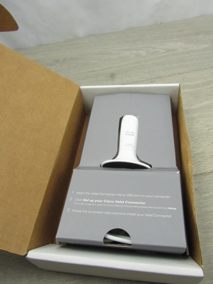 Cisco Valet Connector AM10 WiFi Wireless Computer USB Adapter - Image 2 of 3