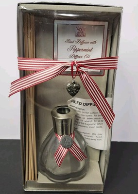 Aromatique Peppermint Reed Diffuser Set With Heart Ornament! 3.1 Flo Oz 