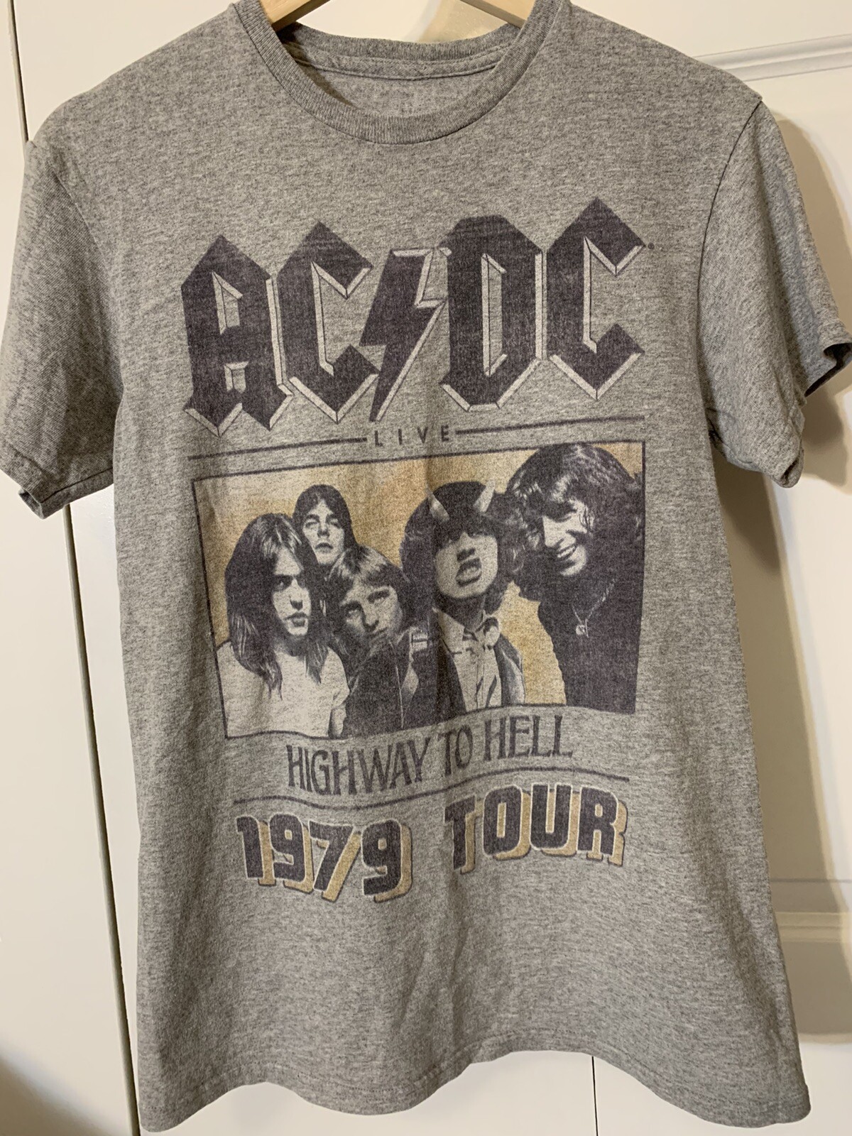AC/DC 1979 Tour Highway To Hell Vintage Distressed T-… - Gem
