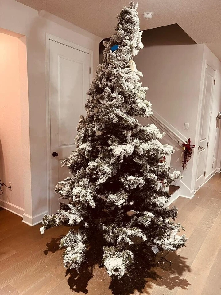 CHRSITMAS TREE- VICKERMAN COMPANY ITEM : A895180 - Image 3 of 4