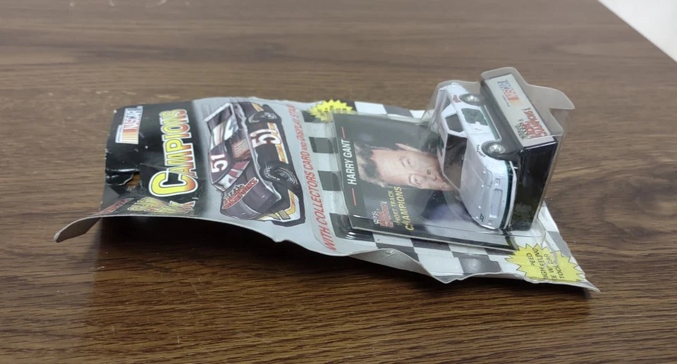 Campeones de carreras 1994 campeones de pista corta Harry Gant #33 Dillon - daños N24 Foto 3 de 4