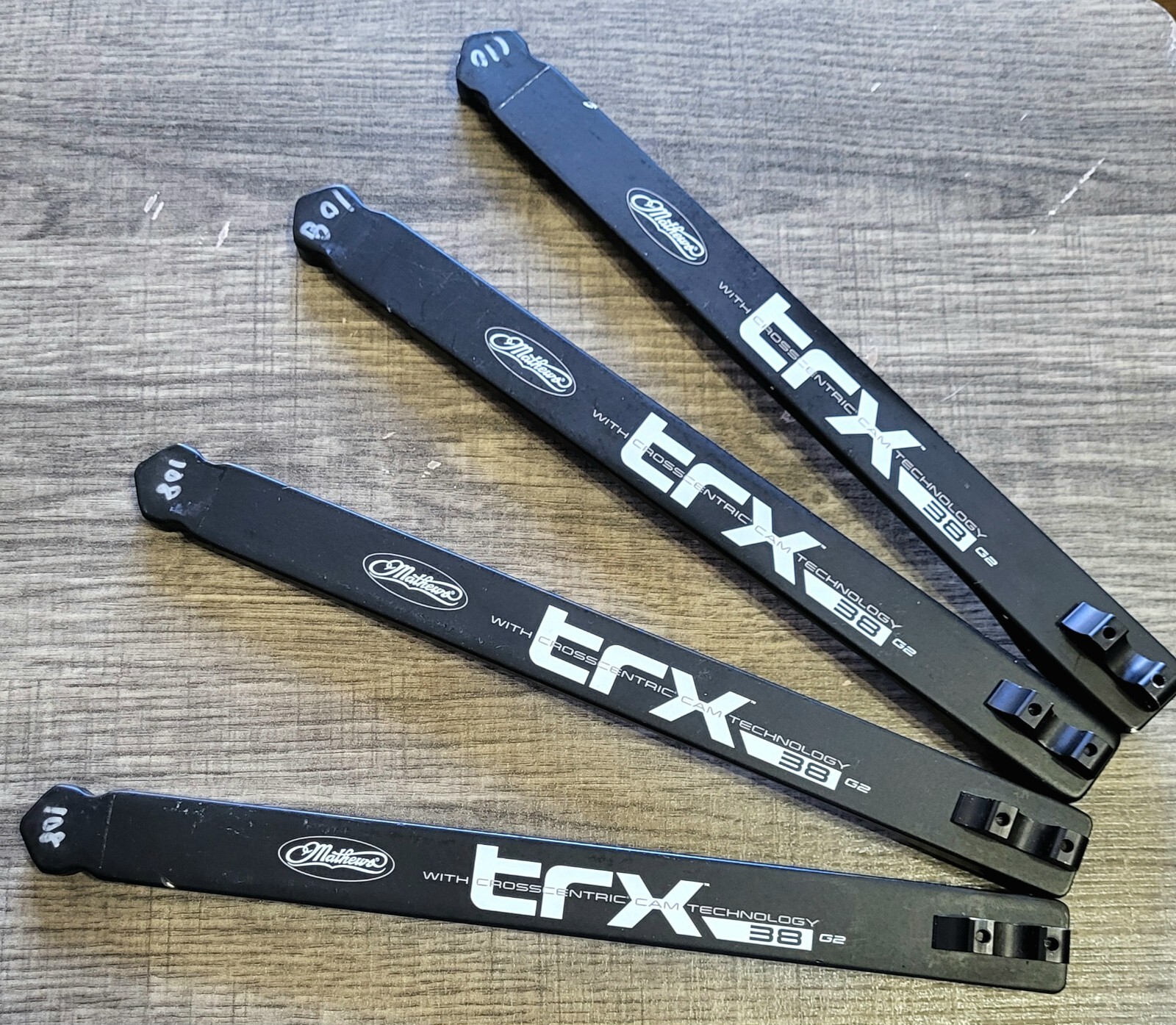 Mathews TRX 38 70lb Black Limb Set eBay