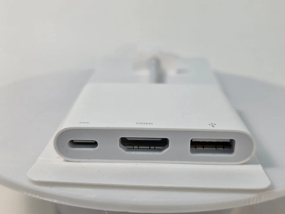 Apple USB-C Digital AV Multiport Adapter - Open-Box - BULK - Image 3 of 3