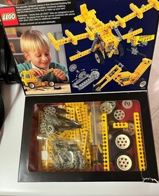 1989 Vintage Lego Technic 8034 set with box and instructions