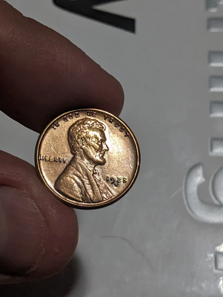 1925 S Lincoln Wheat Cent BU Unc. Red Great Eye Appeal!! - Image 4 of 4