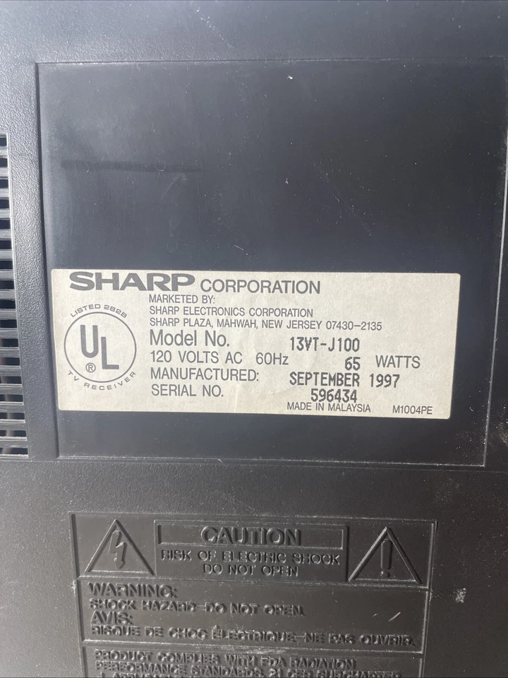 Sharp 13" TV VCR Combo VHS Player Retro CRT TV 13VT-J100 POWERS ON FOR REPAIR - Image 3 of 3