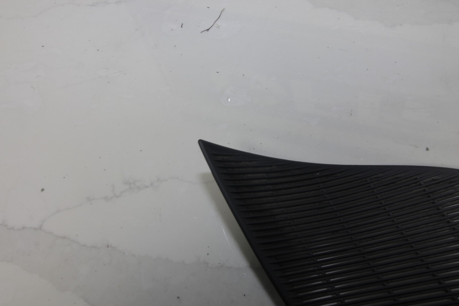 Audi R8 RWS 2017-2021 Left Tweeter cover grille P/N 4S8035435