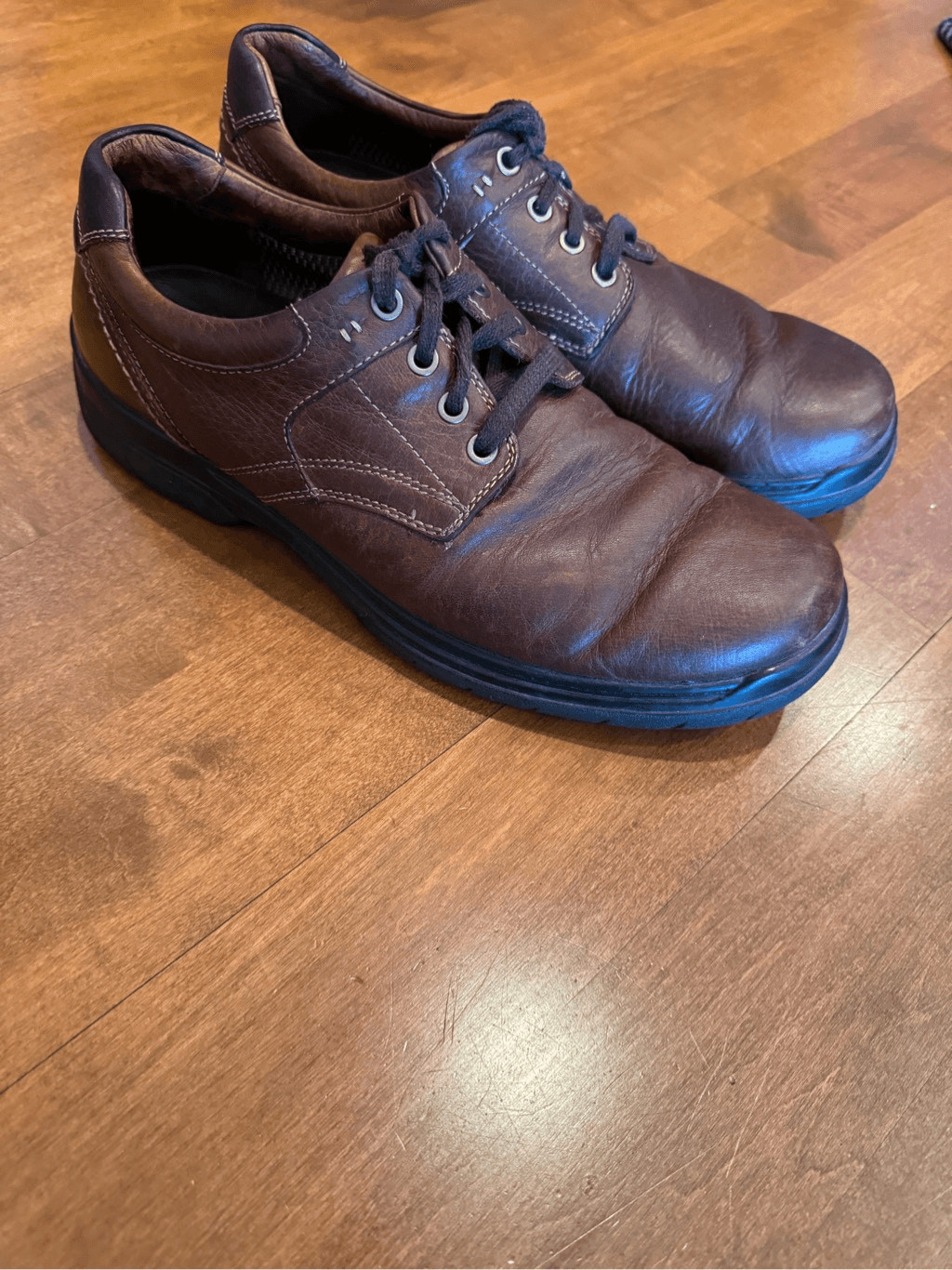 Men’s Johnston and Murphy leather shoes Gem