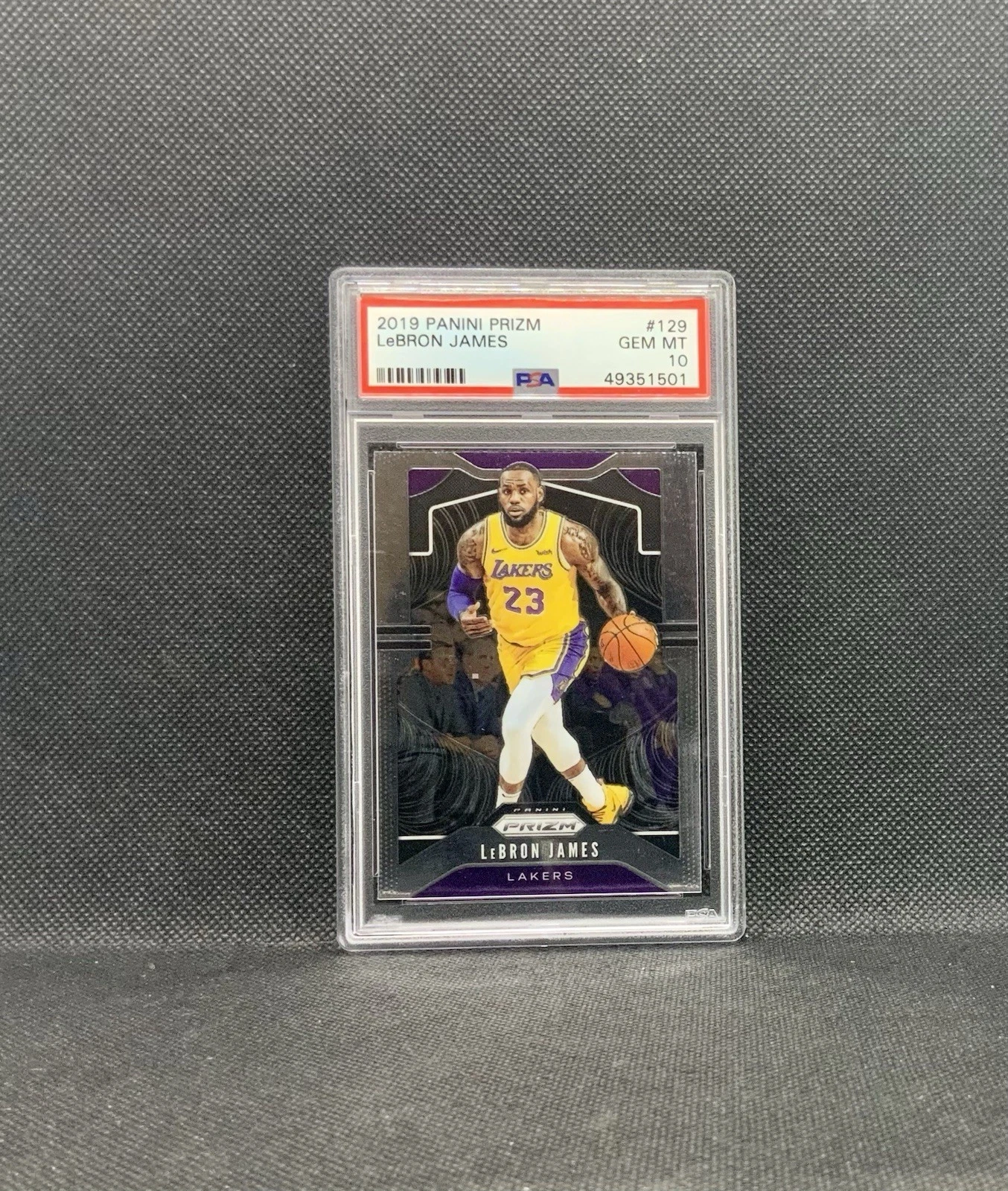Lebron James trading card