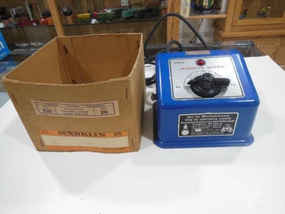 Transformateur MARKLIN ref 280 A pour courant alternatif en 20 volts en boite - Photo 1/3