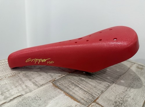 80’s VELO GRIPPER VL-100 Nos Vintage OLD SCHOOL BMX SEAT (RED) NEW OLD STOCK