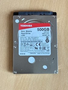 Toshiba Slim 500GB 2,5" SATA Laptop Festplatte HDWK105 *sehr wenig benutzt*