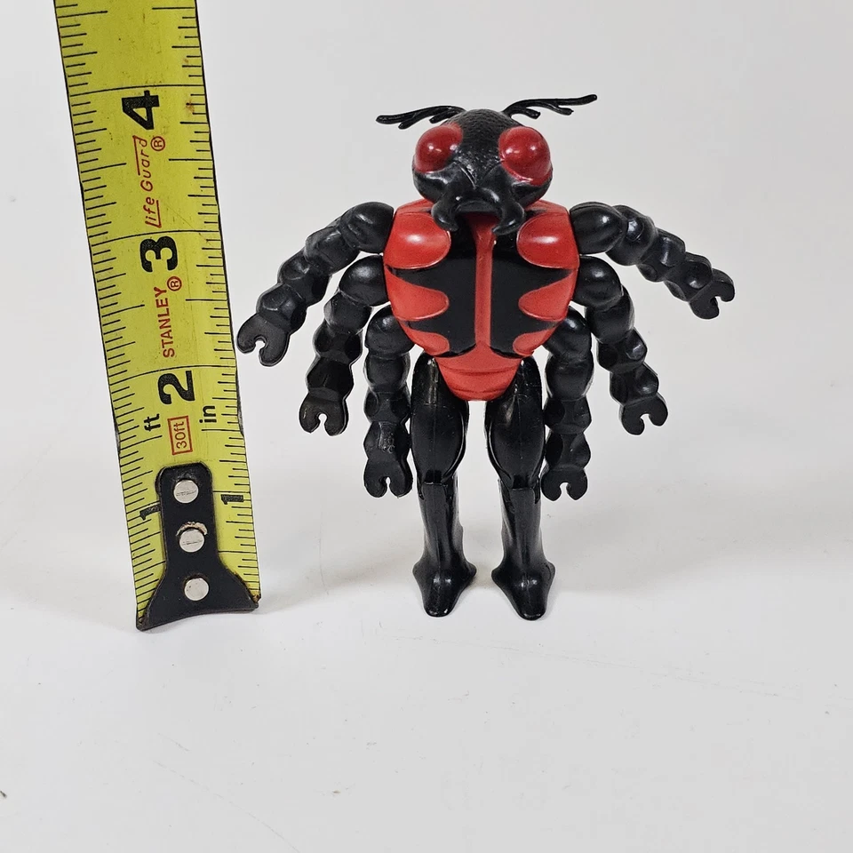 Figura de acción de colección Bugmen of Insecta Black Widow Multi-Toys 1983 RARA Foto 4 de 4