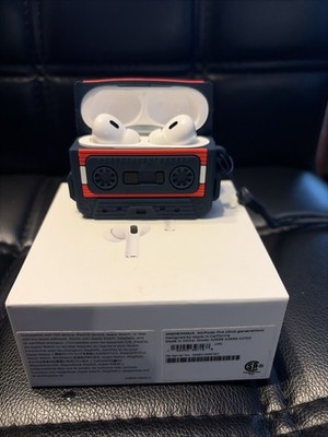 Apple AirPods Pro 2nd Generation with MagSafe Wireless Charging Case - White