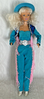 Katie Kid Kore Western Fashion Theme Doll 1991 (6)