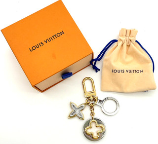 Louis Vuitton Porte Cles Insolite Monogram Flower Keychain M66133 Wbox DD070053