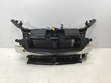 K&uuml;hlerpaket mit Schlosstr&auml;ger MERCEDES-BENZ GLA (H247) AMG GLA 35 4matic  225 k