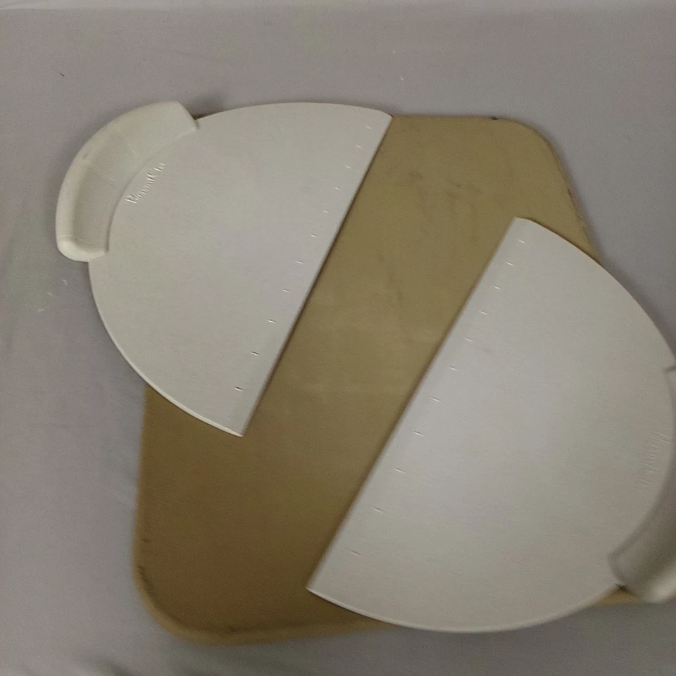 The Pampered Chef Pizza Stone Oven Rectangle 12"X 15" & Mega Lifter Dough Scrape - Image 2 of 4