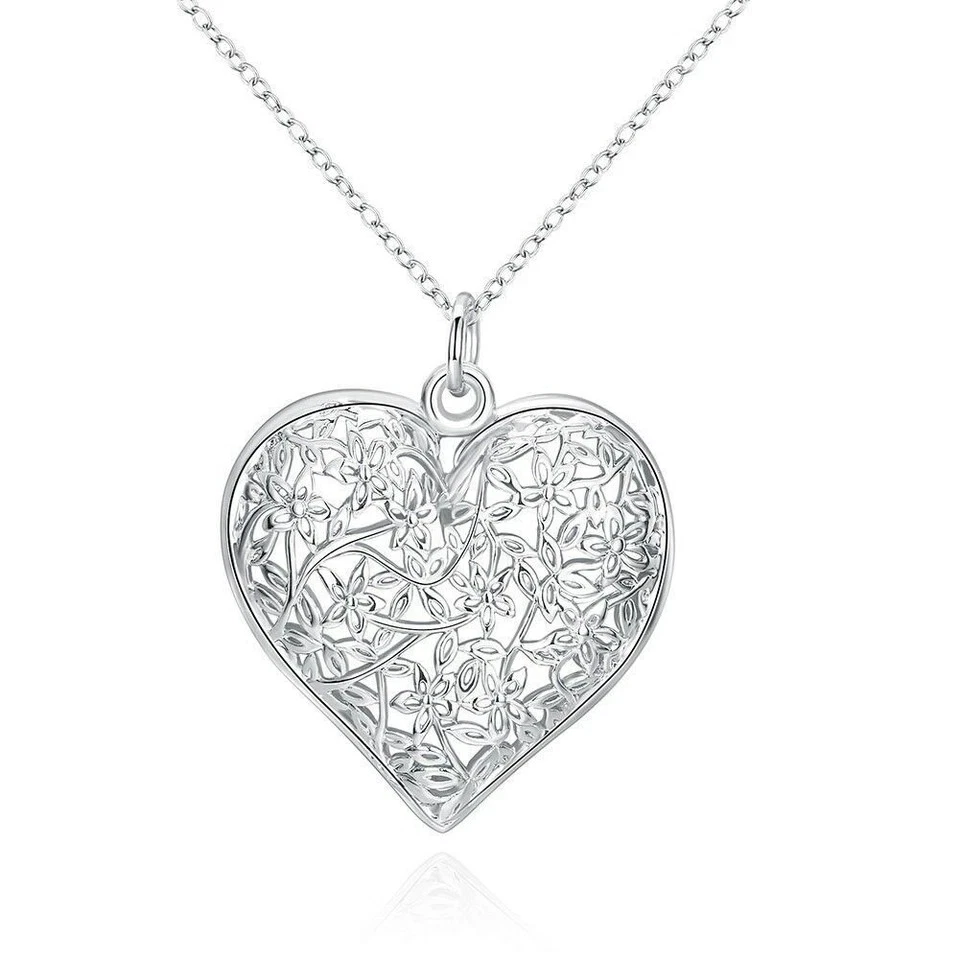 Fashion Locket Necklaces & Pendants