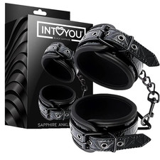 Sapphire cavigliere bondage vegano nere imbottite catena BDSM fetish