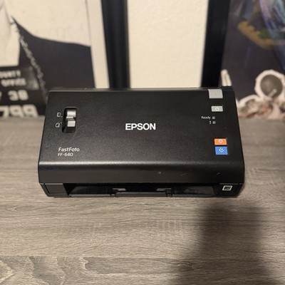 Epson FastFoto FF-640 High-Speed Photo Scanner. Low Usage. Excellent - No Cords!