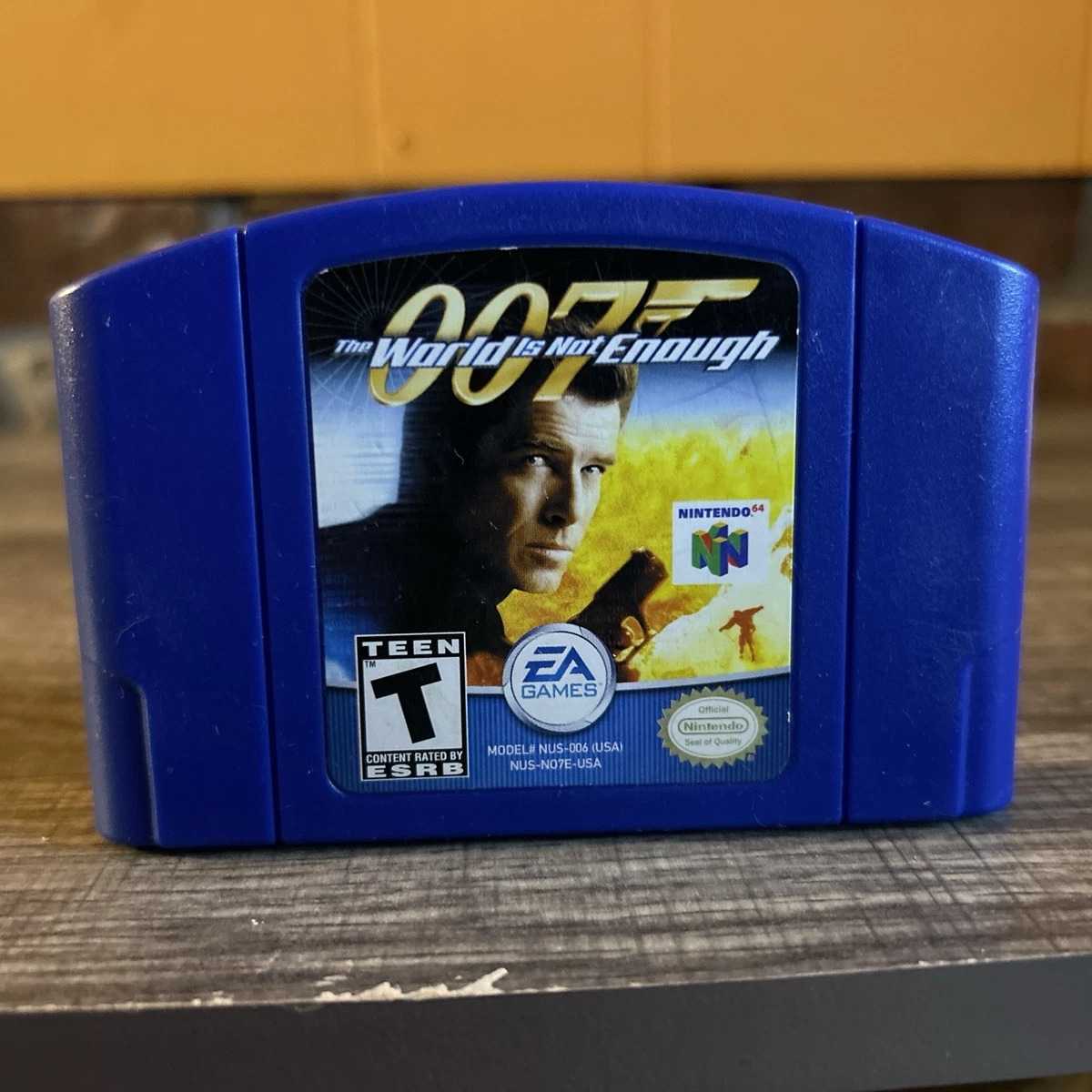 The World Is Not Enough【中古美品・N64北米版】 007 : The World Is Not Enough【中古美品・N64北米版】 / kinjoinfo