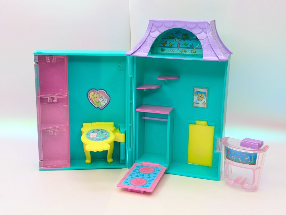 Polly Pocket Happenin' Pet Salon Playset Folding House 2002 Mattel #55503