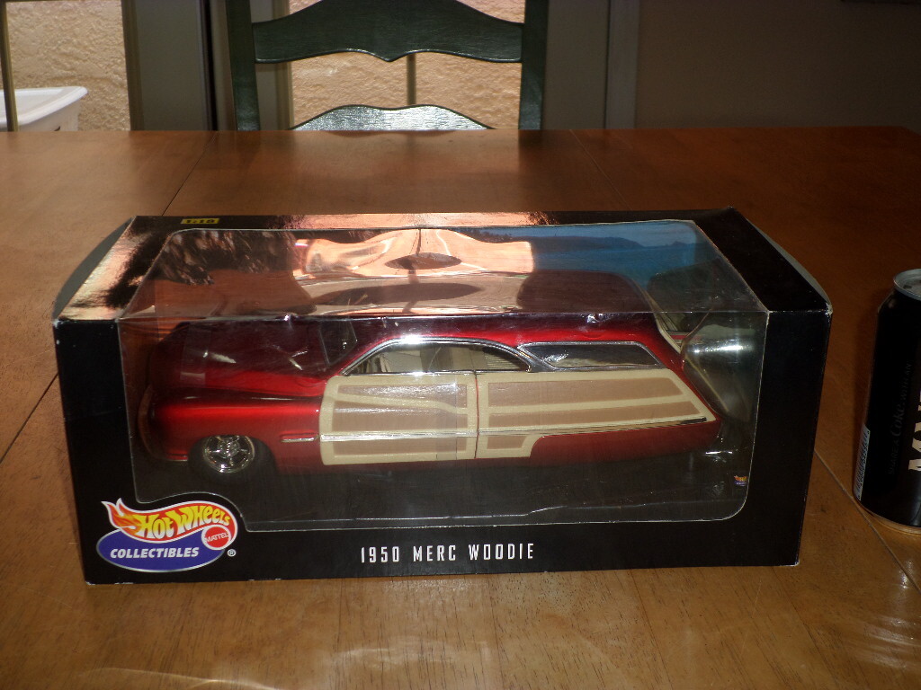 1950 MERC WOODIE [HOT WHEELS - MATTEL] DIE CAST METAL BUILT TOY 