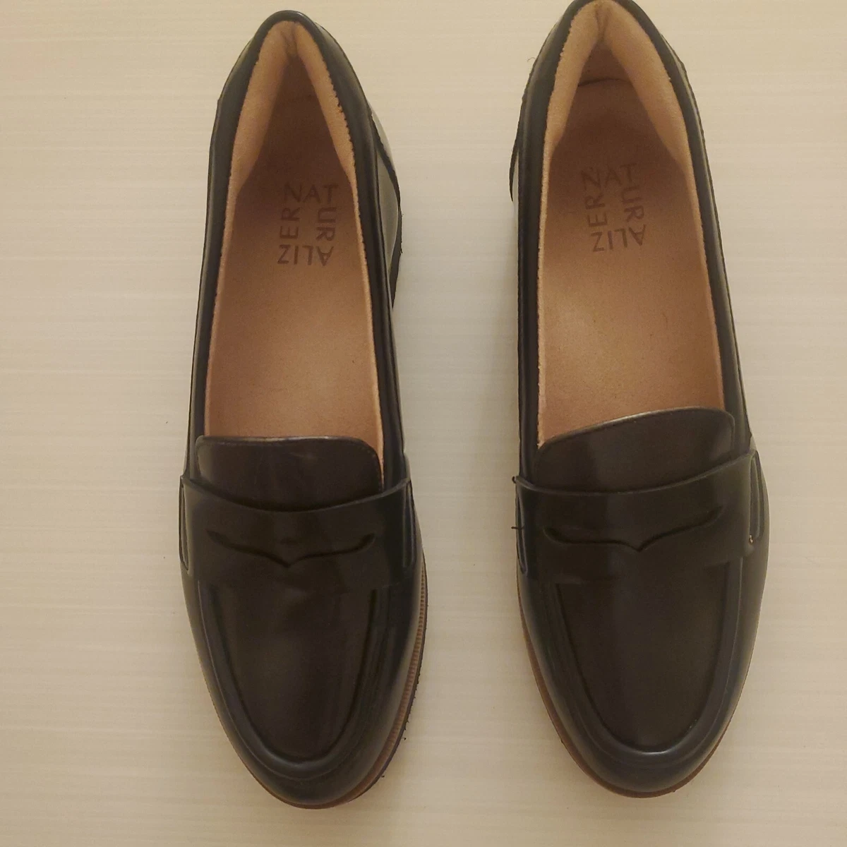 Naturalizer slip on loafers store