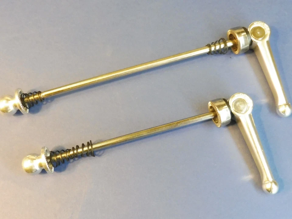 Mr Control ( 100 / 135 ) quick release skewer leverset - NOS bicycle - Image 3 of 4