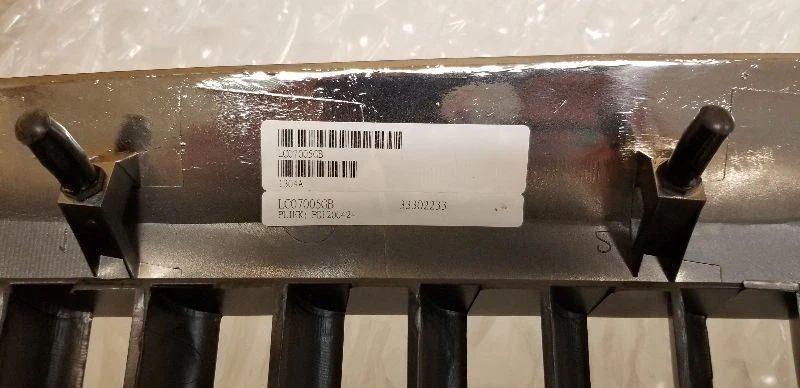 Grille Fits 02-03 BLACKWOOD 1661578 - Image 4 of 4