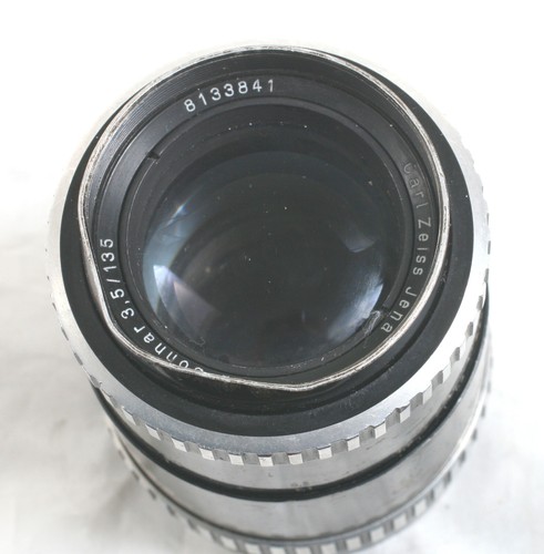 Carl Zeiss Jena Sonnar 135mm f/3.5 Zebra M42 lens 3841 - Picture 4 of 4