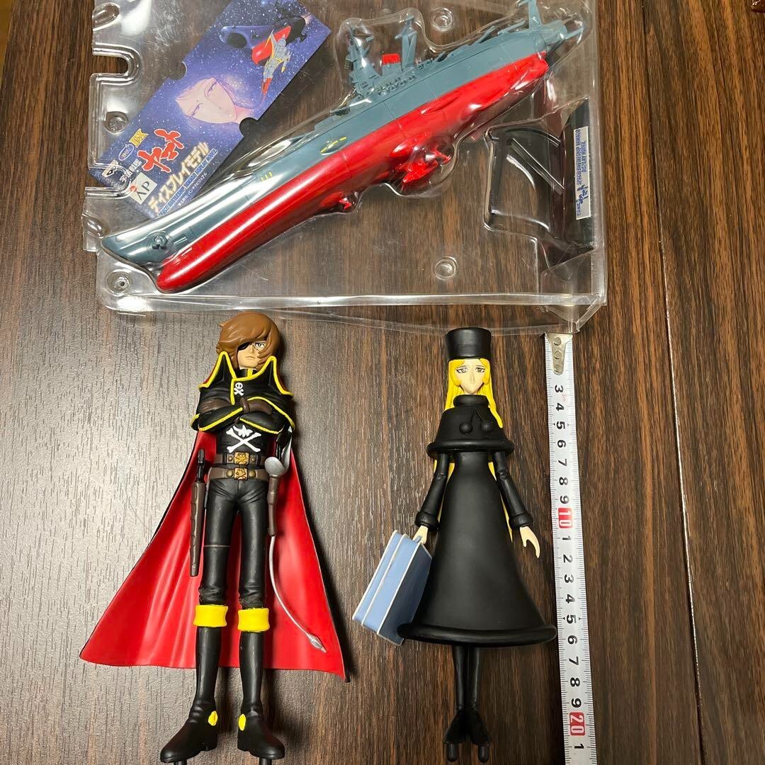 Space Battleship Yamato Galaxy Express 999 Maetel Captain Harlock
