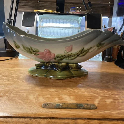 Hull Glossy Woodland pattern 14 1/4" Console Bowl/planter.