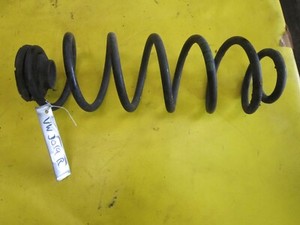 VW Bora,  2,0ltr.,            Feder Hinterachse, siehe Bild,