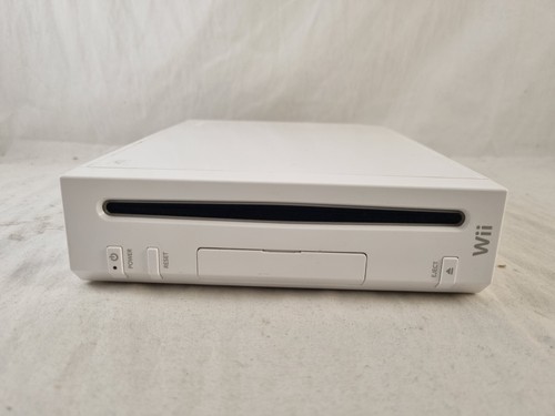 Big Nintendo Wii Console Bundle Remotes Games & Accessories READY TO PLAY - Picture 2 of 16