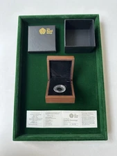 The Royal Mint 2009 Gold Proof Quarter-Sovereign Box only - COA & Capsule Inc.