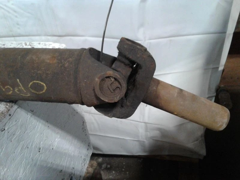 Rear Drive Shaft Steel Fits 90-91 CROWN VICTORIA 1559875 Foto 2 de 4