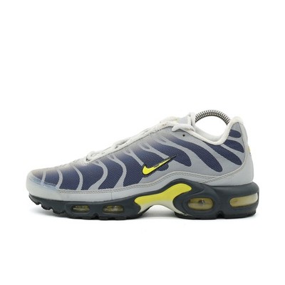 Nike Herren Air Max Plus Tuned 1 EU 41 Grau/Gelb/Blau FZ4622-001 Kult-Design