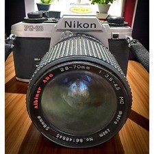 Nikon FG-20 35mm SLR Film Camera with 28-70mm Macro 3.5-4.5 Light Meter