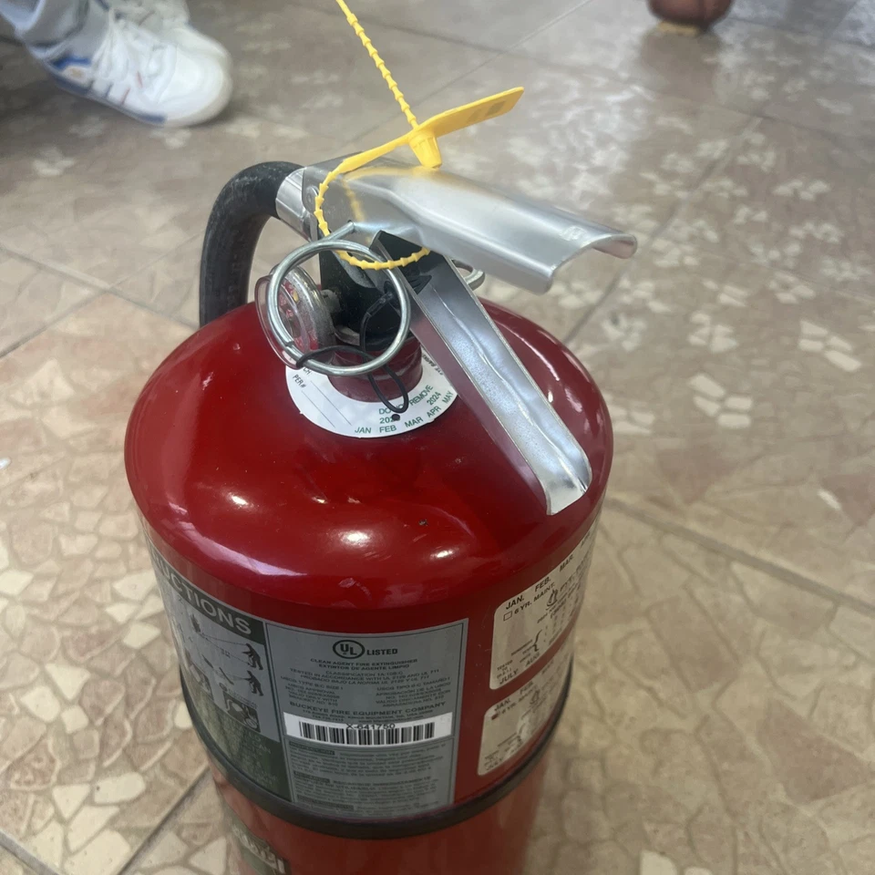 七叶树灭火器型号 11 SA Halotron 1 — 第 2/2 张图片