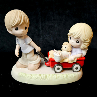 RARE Precious Moments Actions Speak Louder Than Words CC129003 Girl Wagon Club