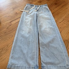 American Eagle Low Rise Super WIde Leg Jeans XS Womens