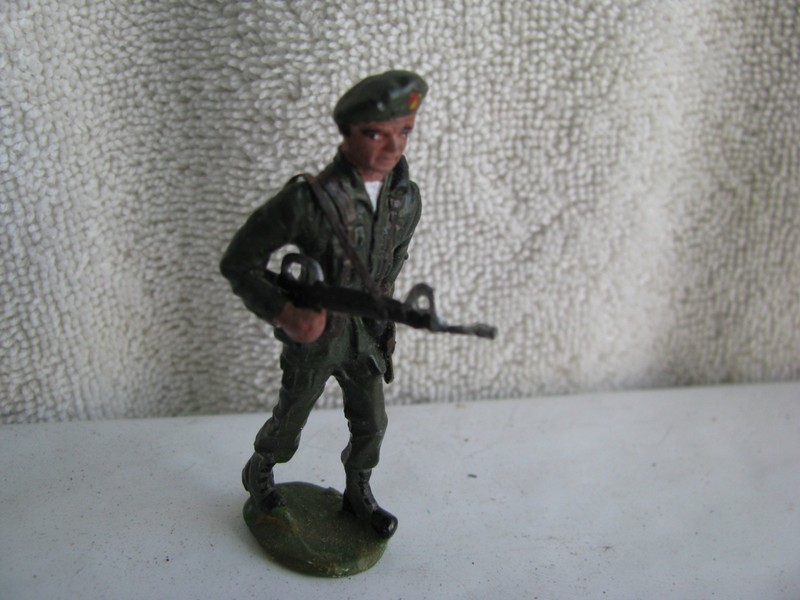 toy soldier- Green Beret- US Army