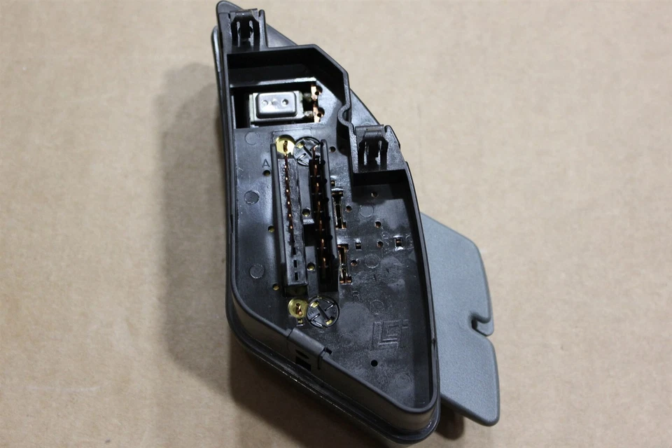 Interruptor de faros 94-96 Trans Sport 10221210 Pontiac GM OEM de fábrica Foto 3 de 4