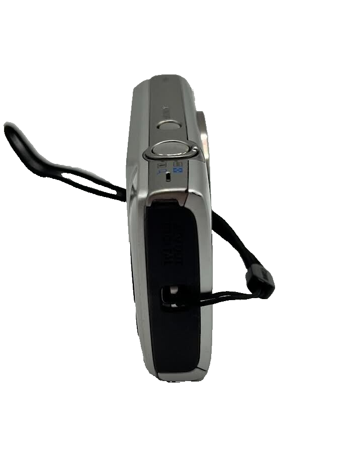 Canon PowerShot ELPH 180 Digital Camera Bundle Silver, Used