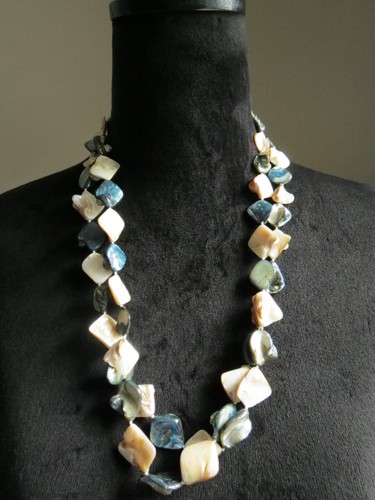 DUNKLE & ELFENBEIN ABALONE ECKIGE SCHICHTBARE HALSKETTE - Bild 1 von 6