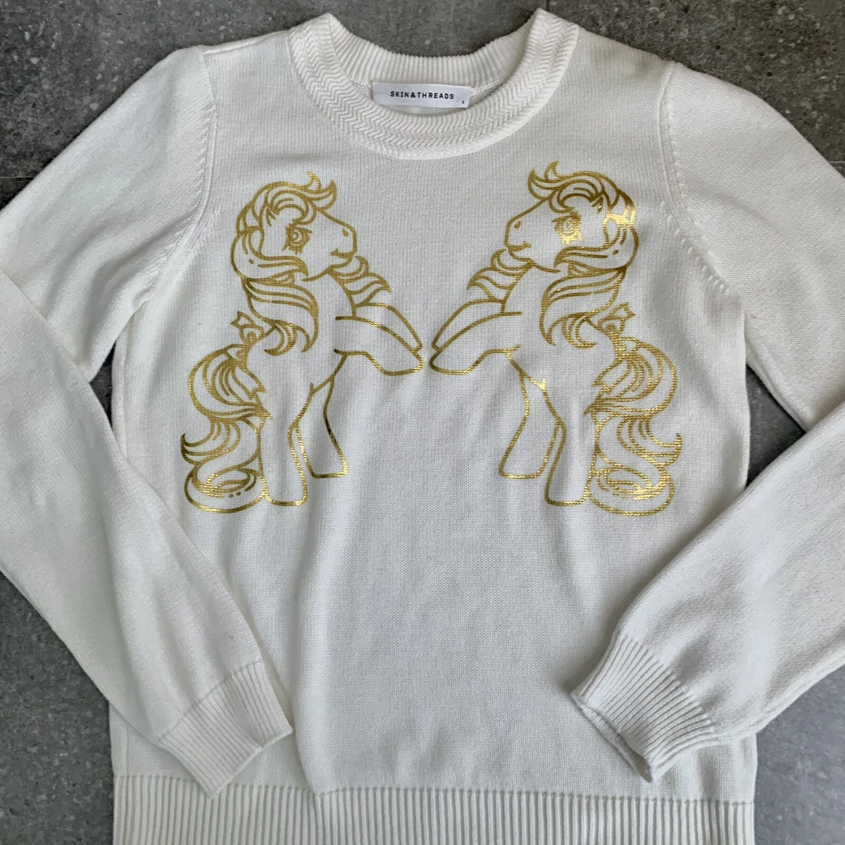 White thread jumper clearance